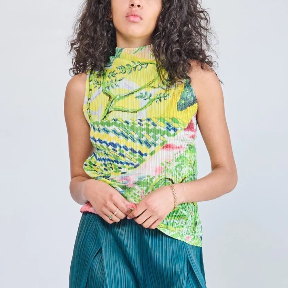 NWT Issey Miyake Pleats Please April Color Top
